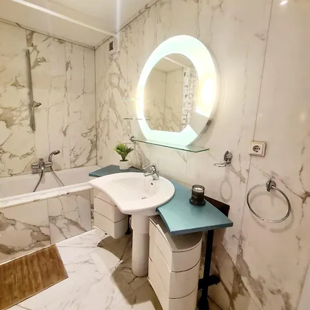Easy Living 1br Near Station * Luxemburgo