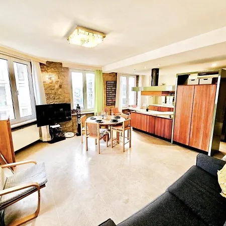 Easy Living 1br Near Station Apartment *