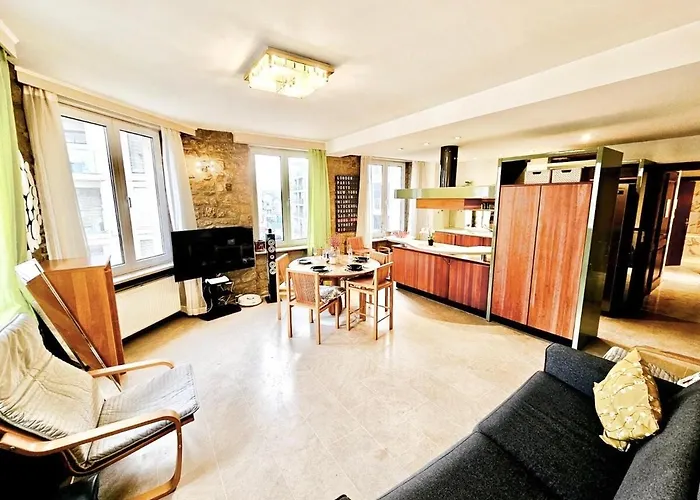 Easy Living 1br Near Station Appartement *